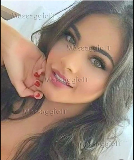 Massaggiatrice Pescara SARA BELLA MORA ,T.A.N.T.R.A MASSAGE.ACCATTIVANTE BRUNA a PESCARA