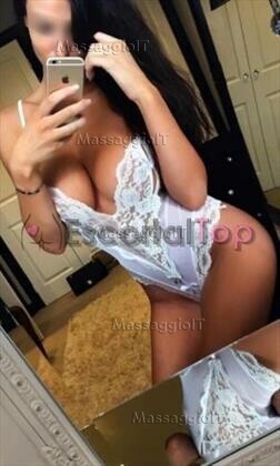 Massaggiatrice Roma bella tremendamente sexy massaggiatrice - 3277774395
