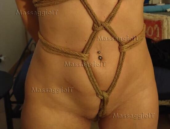 Massaggiatore Torino Massaggio Tantra a 4 mani - 3398855426