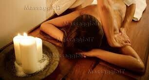 Massaggiatrice Napoli Massaggi Emozionali, ambienti sanificati...ti aspettiamo - 3476463189