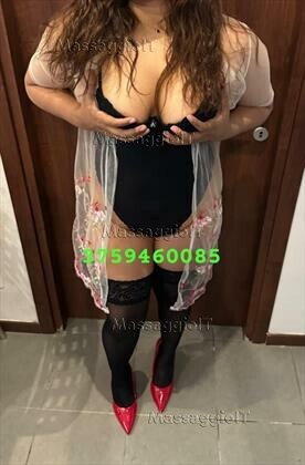 Massaggiatrice Milano SPLENDIDA BELLEZZA RICCIOLINA - 3759460085
