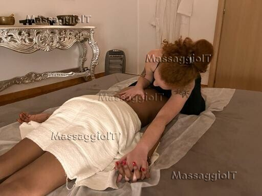 Centro massaggi Roma Massaggiatrice - 3892396288