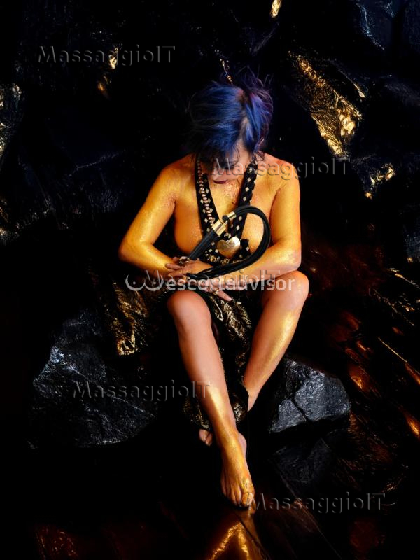 Massaggiatrice Lucca LUCCA/Viareggio TANTRArt  SENSUALE TANTRA TAO THAI ToccodelPavone Passione Oscura