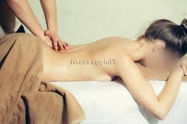 Massaggiatori Bari Puro Relax: Massaggiatore Olistico Certificato per Uomini, Donne e Coppie