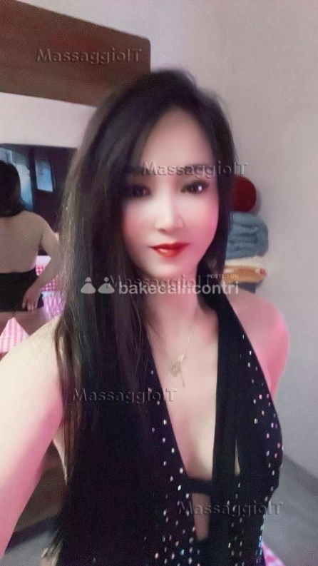 Massaggiatrice Roma 💃💃NUOVA ARRIVATA💃💃BELLISSIMA RAGAZZA- FISICO SCOLPITO - BELLE POPPE - MASSAGGIO LUNGO E CALMO SUL TUO PENEE PALLE A POGG