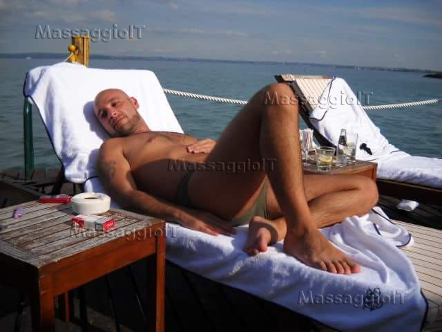 Massaggiatore Milano Gay massage Milano 3484945271 tantra erotic masseur in Milan only hotel