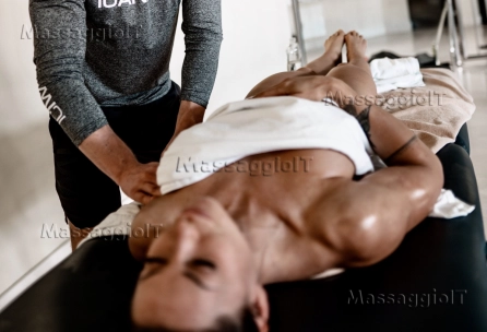 Massaggiatore Como Massaggi Relax Tantra a Como Per Donne e Coppie