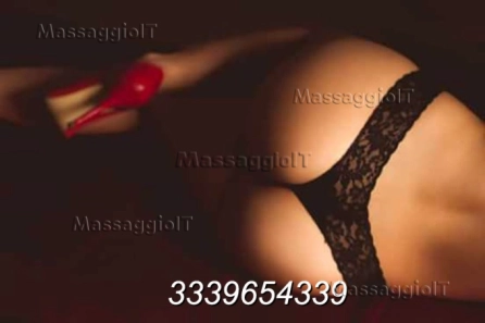 Massaggiatrice Roma DONNA ITALIANA A ROMA, ZONA STAZIONE TIBURTINA. TEL. 3339654339