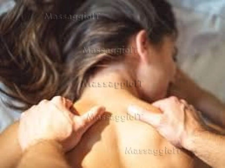 Massaggiatore Roma MANI PER TE - MASSAGGIATORE ITALIANO PER MASSAGGI RELAX TANTRA O YONI - ROMA