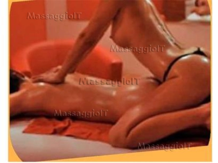 Massaggiatrice Reggio Emilia Massaggi sublimi massaggiatrice esperta con un servizio di altissima qualità, fornisco lettino da massaggio, creme, oli, docce igieniche e asciugamani puliti. Massaggi rilassanti Massaggi erotici Massaggio manuale