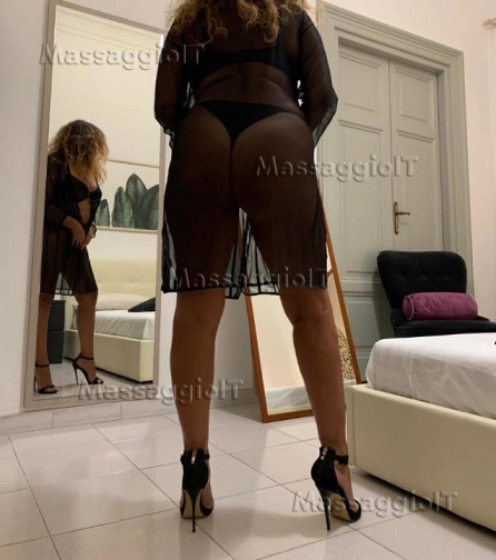 Massaggiatrice Roma Sensualissima massaggiatrice 38enne assai dolce e delicata con innata passione x i massaggi sensuali, sia quelli corpo a corpo, sia quelli più particolari.... vieni a scoprire quali!!!!
