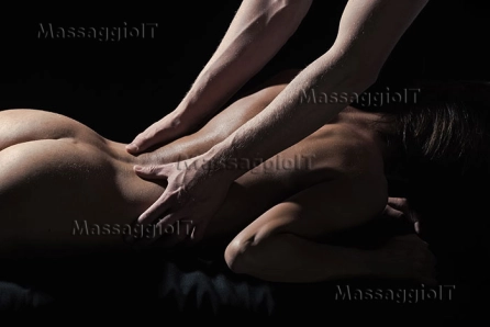 Centro massaggi Firenze Massaggio erotico per donne e coppie a Firenze, orgasmo per corpo e mente.