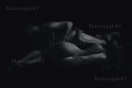 Centro massaggi Firenze Massaggio erotico per donne e coppie a Firenze, orgasmo per corpo e mente.