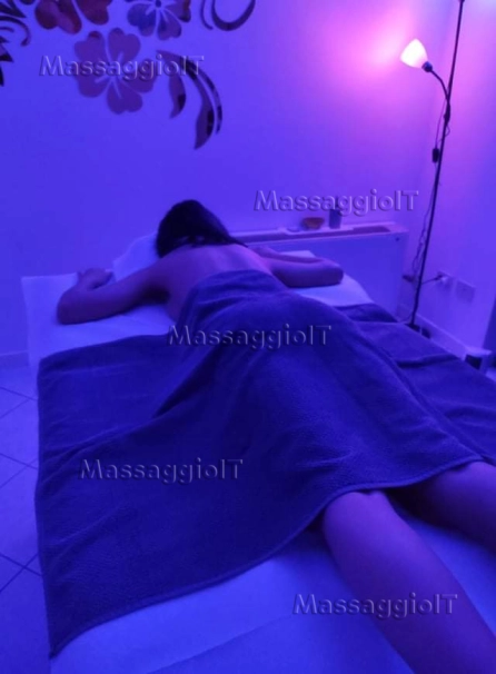 Massaggiatrice Ravenna Massaggio Thailandese Corpo Relax - Ravenna