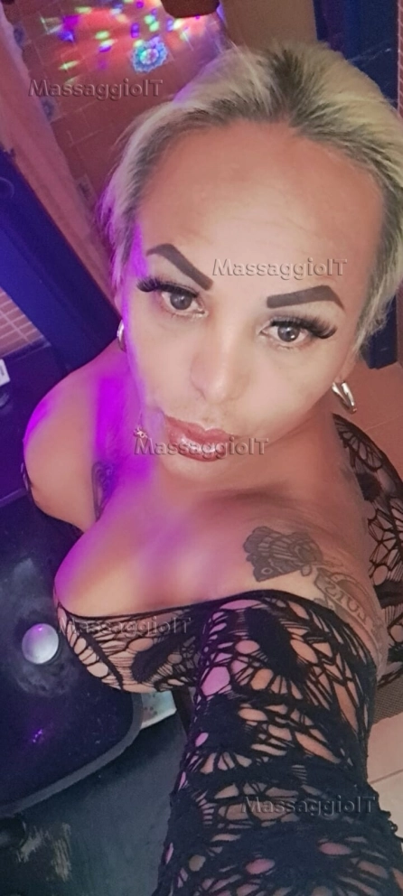 Massaggiatrice Roma RITORNATA A OSTIA MASSAGGIATRICE TRANS DAKOTA DeLAURENTIS PORTORICANA PICCOLINA E SPETTACOLARE TRANSEX