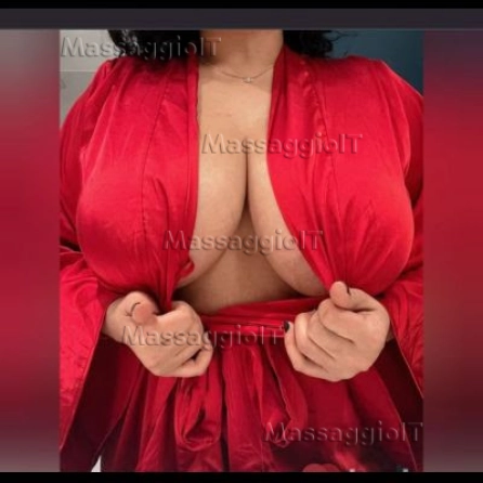 Massaggiatrice Pescara MONTESILVANO elegante italo-colombiana la donna solare, dinamica dai modi gentili Eseguo massaggi erotiche body&body con lingam