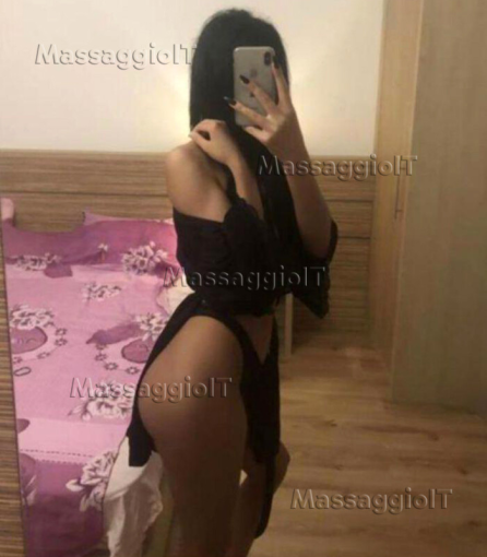 Massaggiatrice Lecce SENSUALI MASSAGGI CORPO SU CORPO
