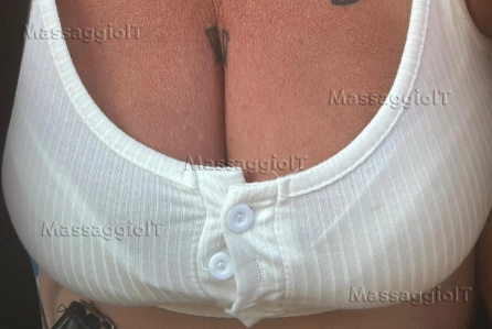 Massaggiatrice Bari MASSAGGI DI SIMONETTA