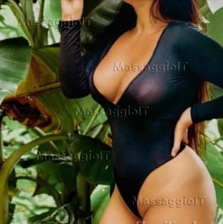 Massaggiatrice Pescara montesilvano ;elegante italo-colombiana la donna solare, dinamica dai modi gentili Eseguo massaggi erotiche body&body con lingam