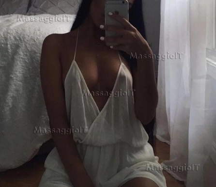 Massaggiatrice Torino Claudia 25 anni italiana