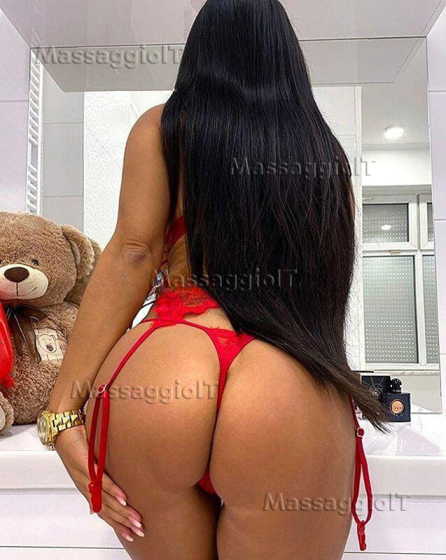 Massaggiatrice Brindisi NEW NEW LUISA VIENI A PROVARE UN VERO MASSAGGIO CORPO SU CORPO, UN VERO BODYMASSAGE
