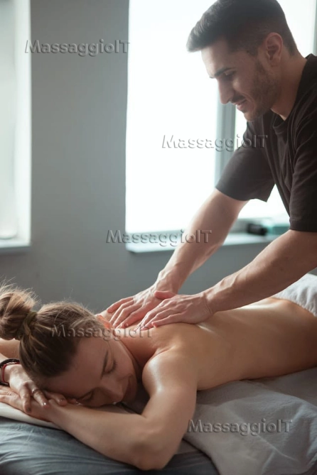 Centro massaggi Firenze Massage center for women, erotic and exciting, tantra massage in Florence