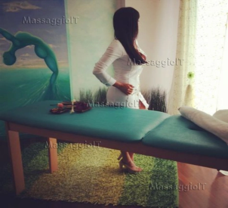 Massaggiatrice Torino UN OASI DI ASSOLUTO RELAX, ARMONIA E SERENITA' X IL TUO TOTALE BENESSERE PSICO-FISICO