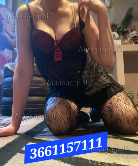 Massaggiatrice Lucca EVA BELLA BIONDA SEXY DOLCE CONTATTO DEA TANTRICA