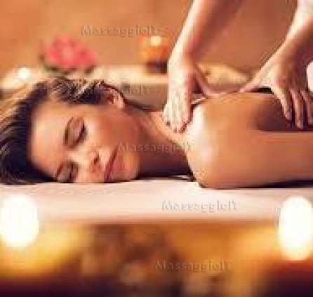 Massaggiatrice Roma STUDIO PRIVATO MASSAGGI PROFESSIONISTA ITALIANA