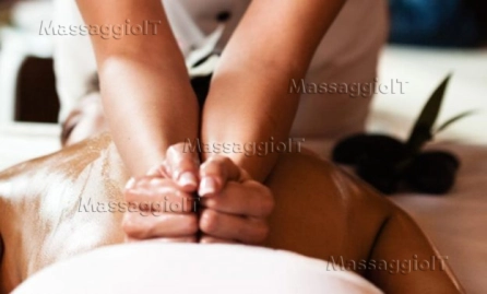 Massaggiatrice Torino 🌴🍃 OASI DEL BENESSERE OLISTICO - VALENTINA ESTETISTA 38ENNE DI OTTIMA PRESENZA, SPECIALISTA NEI TRATTAMENTI PARTI DELICATE 🍀