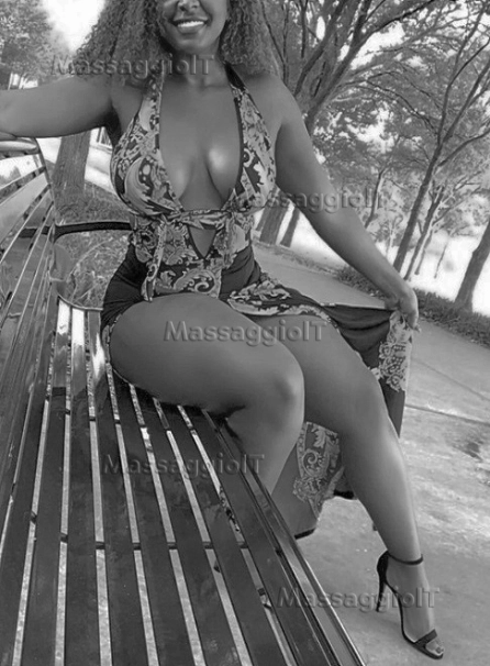 Massaggiatrice Torino A T T E N Z I O N E - BELLA LATINA CON CURVE AL PUNTO GIUSTO, ESAGERATAMENTE SEXY (COME VEDI IN FOTO) X TANTI GIOCHINI E MASSAGGINI INTIMI