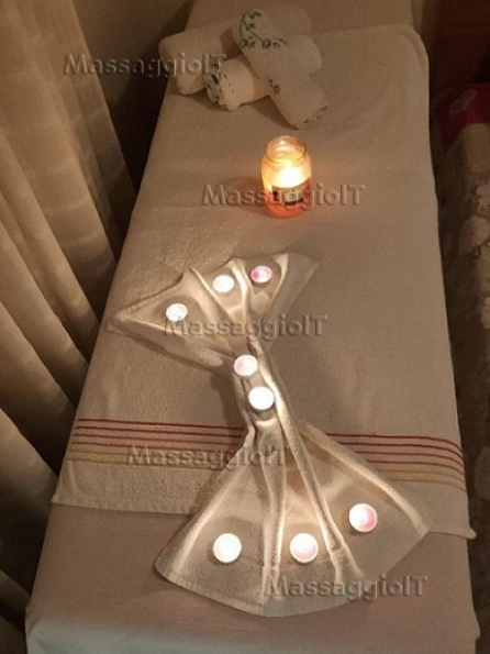 Massaggiatrice Torino MASSAGGIATRICE EROTICA π 30enne abile ed esperta nei massaggi erotici, con un gran bel SENO NATURALE ππ
che ti fara' impazzire.... π (vedi foto)