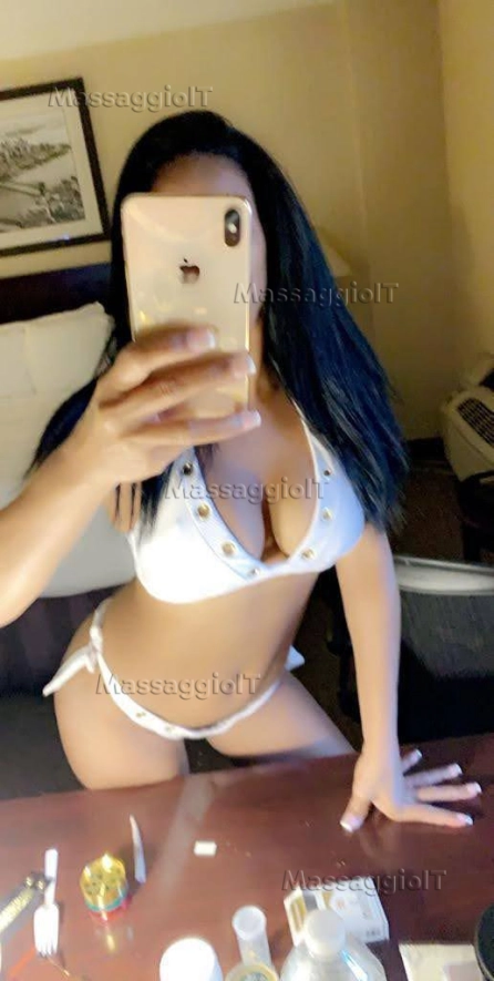 Massaggiatrice Udine 🫦Sono una donna 🫦completissima, tutta da gustare. In me troverai la tua amante perfetta con cui condividere momenti indimenticabili 🫦🥂