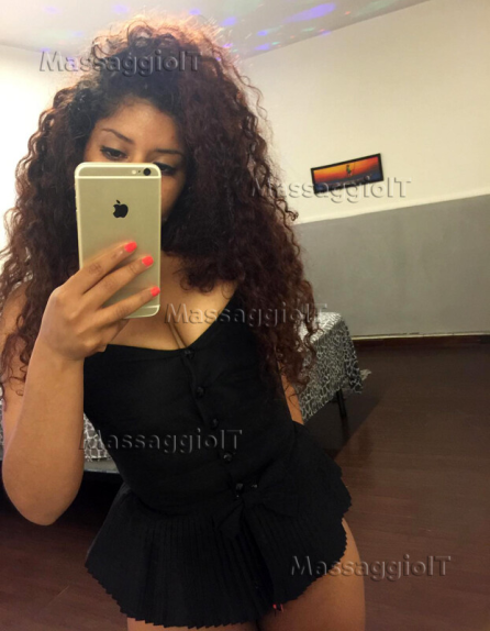 Massaggiatrice Lucca 🇮🇹 SICILIANA VALENTINA Massaggiatrice distinta bellissima ricciolona delicata e disponibile