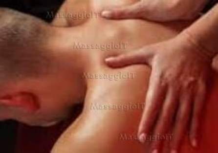 Massaggiatrice Catania Massaggi corpo a corpo