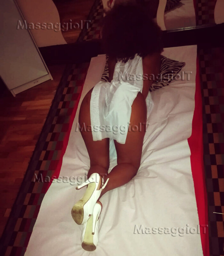 Massaggiatrice Monza Maribel italo colombiana Massaggiatrice olistica tantrica