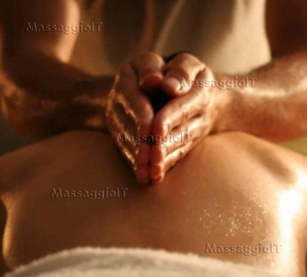 Massaggiatrice Brindisi MASSAGGIO RELAX INTEGRALE