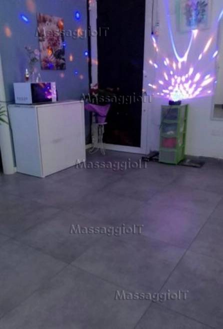 Centro massaggi Padova A CADONEGHE NUOVE RAGAZZE ORIENTALI ARRIVATE PER MASSAGGIO ,DOLCI E CARINE