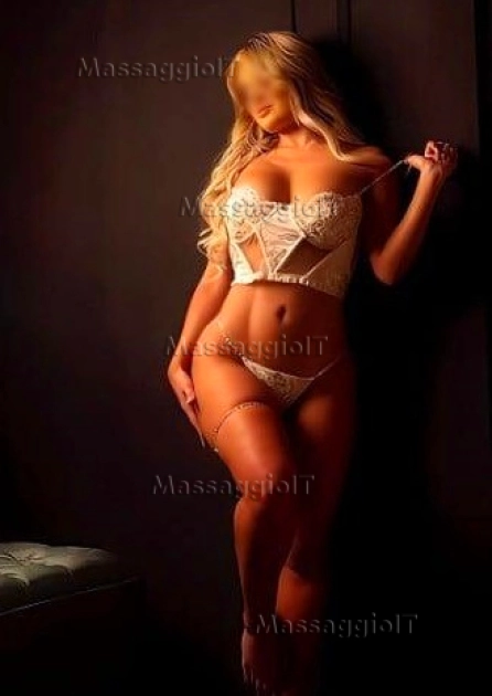 Massaggiatrice Torino 💎 Sexy Modella di intimo di una sensualità e dolcezza infinita, con un corpo da sogno, assai coinvolgente... anche massaggi sensuali, erotici assai hot... 😜
