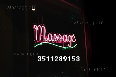 Massaggiatrice Bologna rispondo SOLO al n° in foto----- MASSAGGISSIMO ORIENTALE ESTIVO -----rispondo SOLO al n° in foto