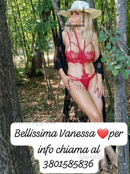 Massaggiatrice Frosinone MASSAGGI TANTRA SPA RELAX FROSINONE NUMERO DI CELL IN FOTO