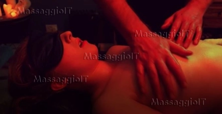 Massaggiatore Napoli PROVA LA RIVOLUZIONE DEI SENSI...PER DONNE TANTRA MASSAGE- RICHIEDI IL VIDEO🔥