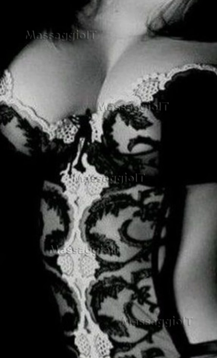 Massaggiatrice Torino BELLA MASSAGGIATRICE ITALIANA 35ENNE ASSAI PROVOCANTE E SENSUALE, IN PERFETTA FORMA E CON BELLE CURVE SINUOSE (COME VEDI IN FOTO)