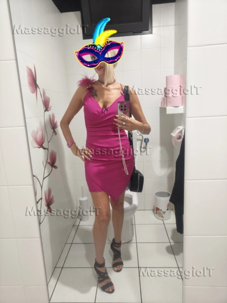 Massaggiatrice Trieste ITALIANA BIONDISSIMA CON CORPO DA SEXY STAR SPECIALISTA MASSAGGIO EROTICO E  PROSTATICO - FOTO REALI SENZA RITOCCHI