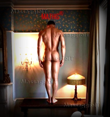 Massaggiatore Modena Mathis il Tantra per riequilibrare anima e corpo
