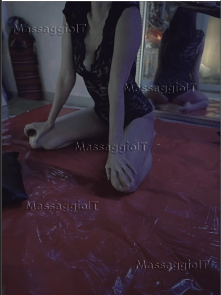 Massaggiatrice Bologna MASSAGGI PROFESSIONALE. TANTRICO,  NURU, RECIPROCO.