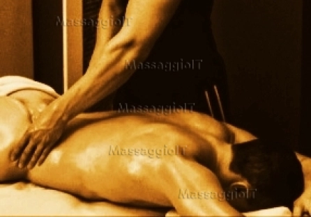 Massaggiatore Bolzano Per uomini, donne e coppie, creo massaggi ed esperienze pensate su misura