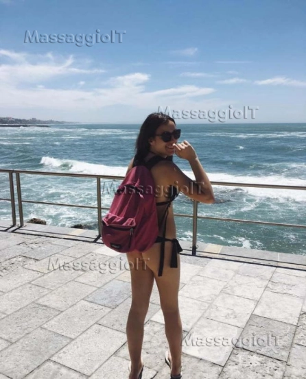 Massaggiatrice Torino DALILA , RAGAZZA ITALIANA , TENERA E PASSIONALE.