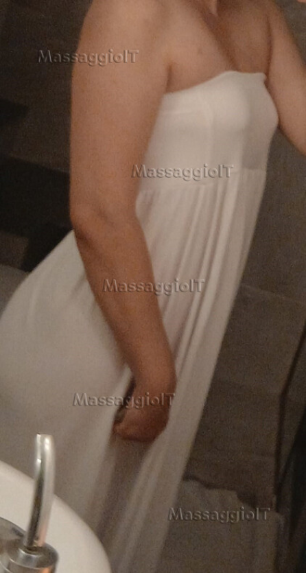 Massaggiatrice Varese MASSAGGIATRICE italiana 30 anni STUDIO ELEGANTE!!TANTRA...


