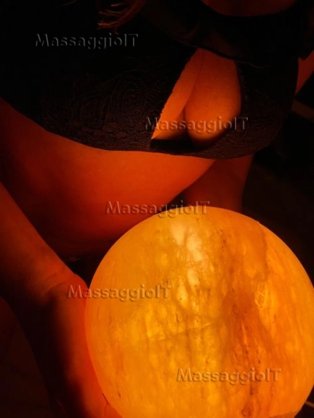 Centro massaggi Napoli PER LEI E PER COPPIA FOTO REALI